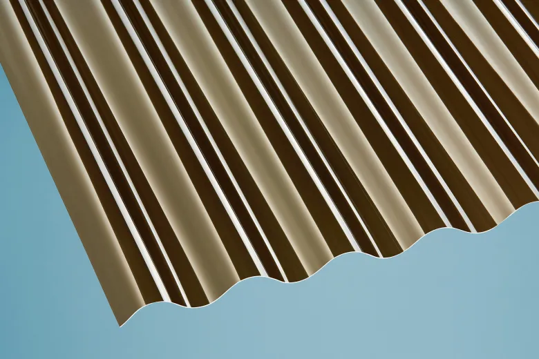PC Wellplatte Sinus glatt bronze